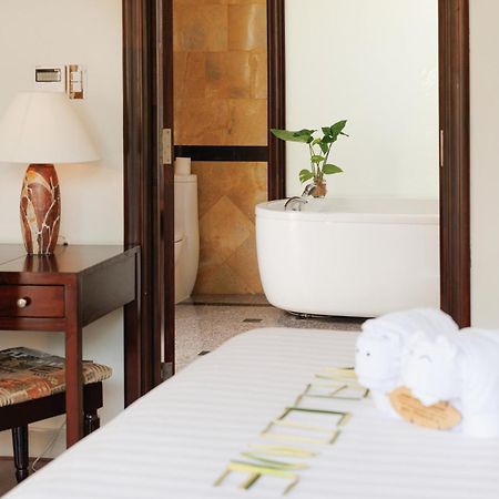 Diamond Bay Resort & Spa Nha Trang Exterior photo