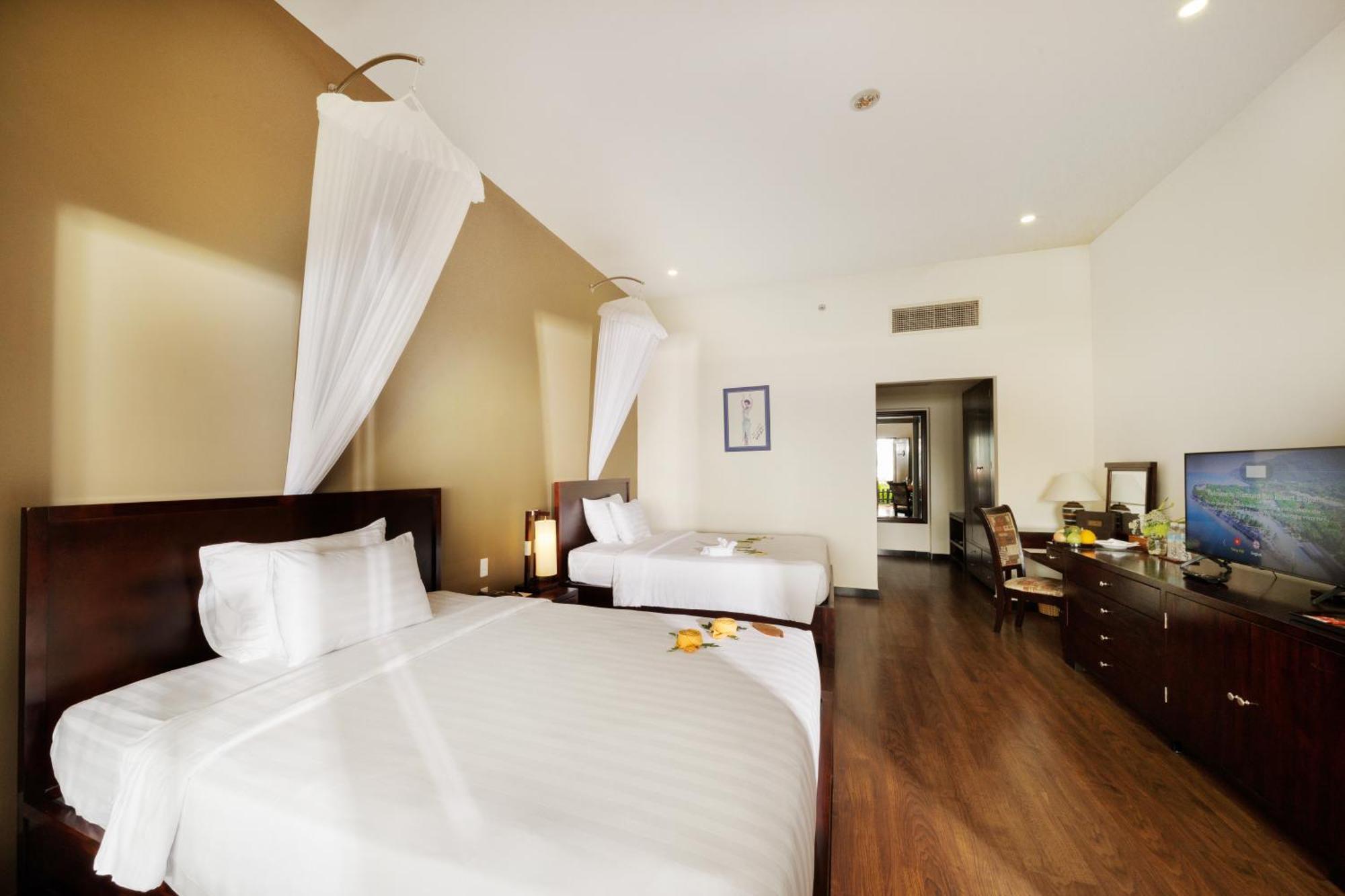 Diamond Bay Resort & Spa Nha Trang Exterior photo