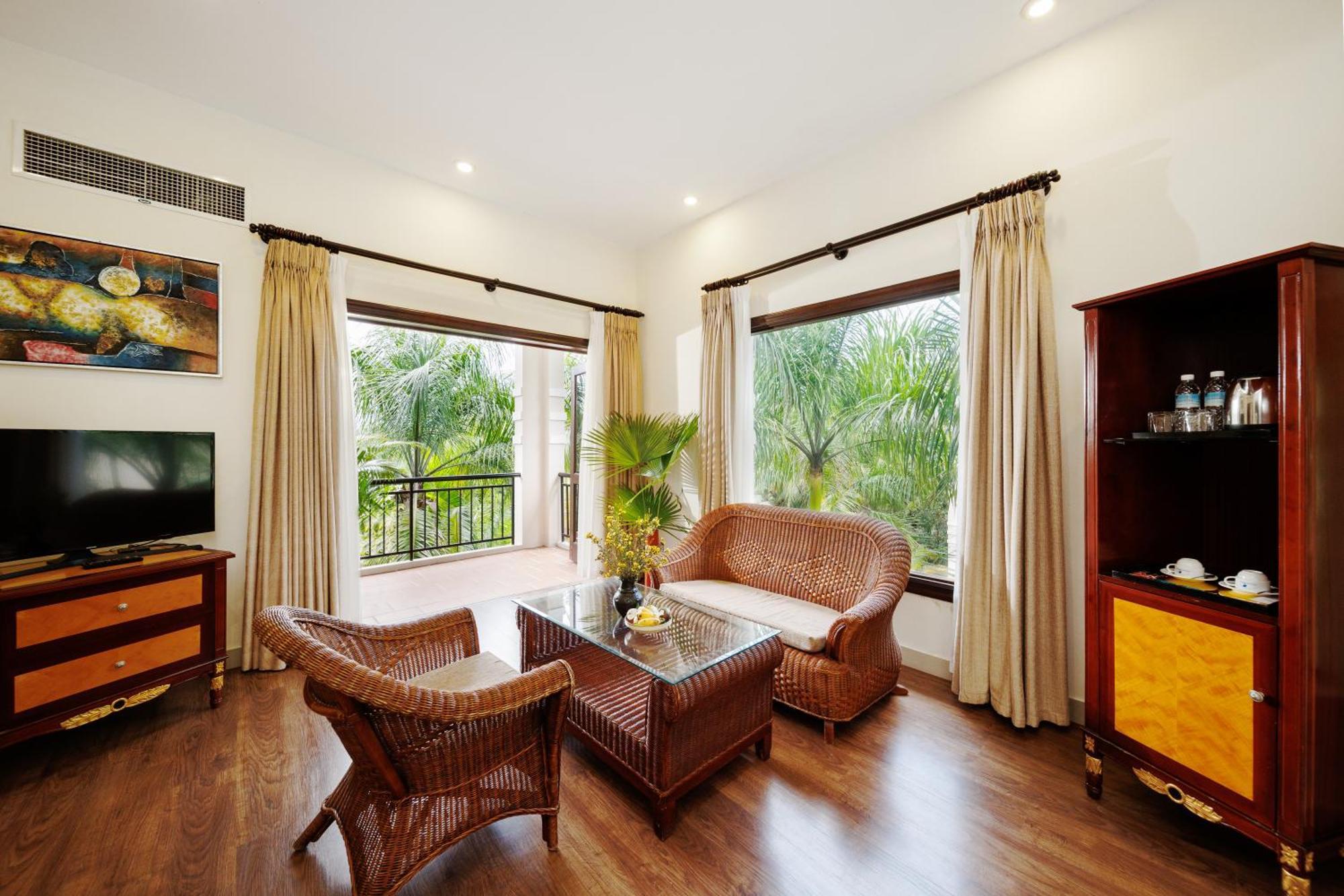 Diamond Bay Resort & Spa Nha Trang Exterior photo