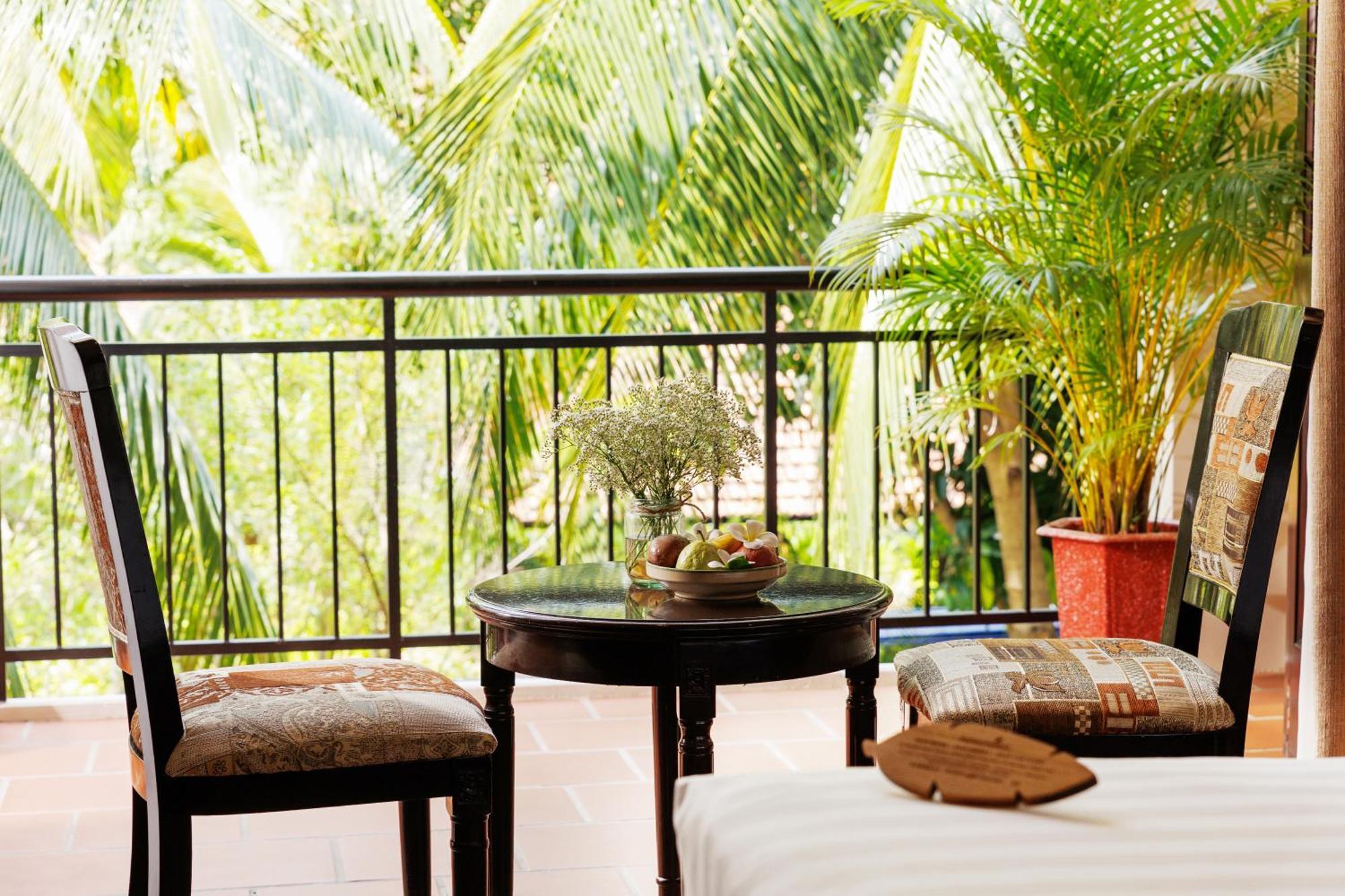 Diamond Bay Resort & Spa Nha Trang Exterior photo