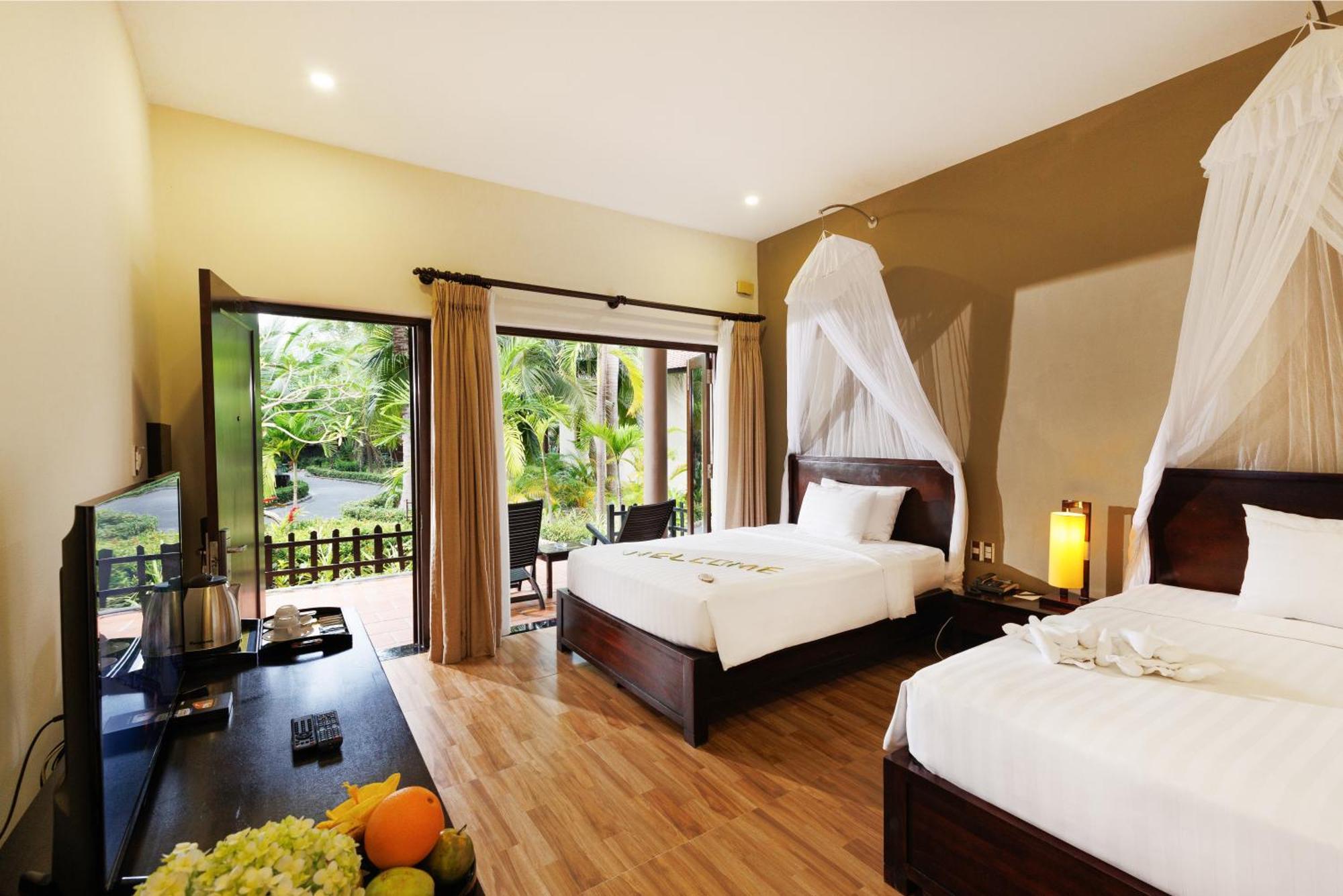 Diamond Bay Resort & Spa Nha Trang Exterior photo
